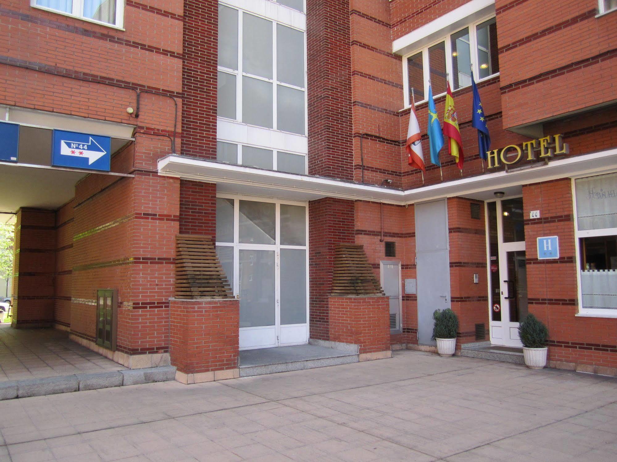 Hotel Bahia Gijón Exteriör bild