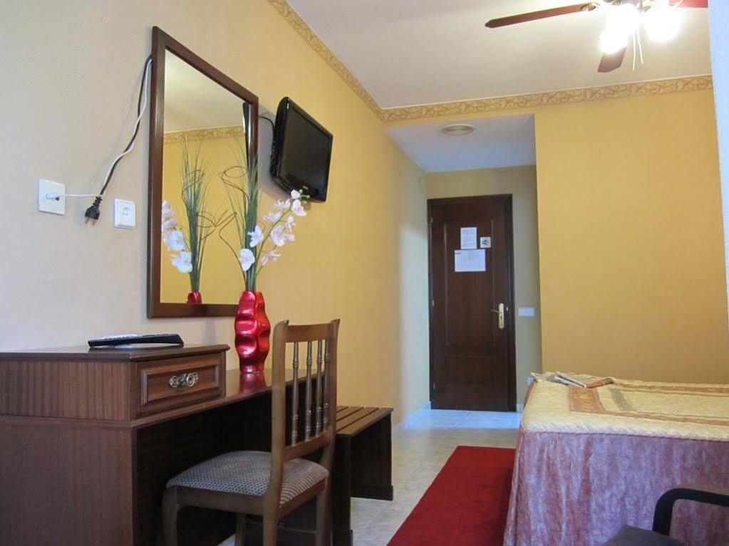 Hotel Bahia Gijón Exteriör bild