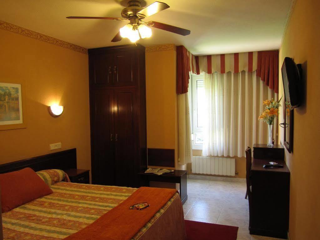 Hotel Bahia Gijón Exteriör bild